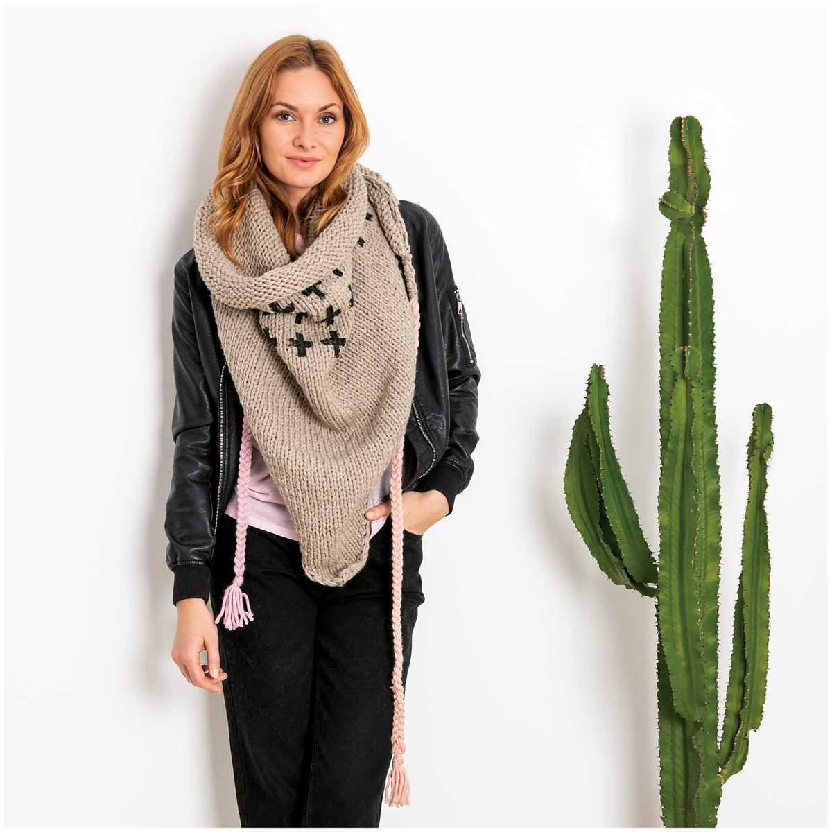 Rico Design Essentials Mega Wool chunky 100g 125m natur Rico Design Essentials Mega Wool chunky 100g 125m natur