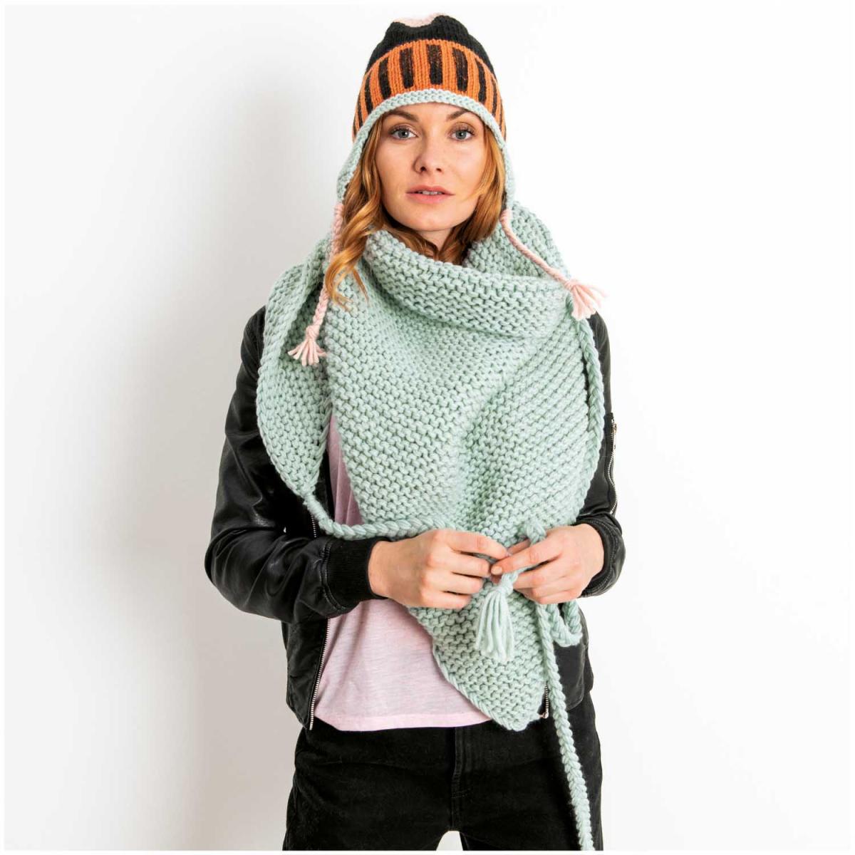 Rico Design Essentials Mega Wool chunky 100g 125m mint Rico Design Essentials Mega Wool chunky 100g 125m mint
