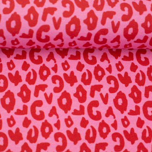Designer Baumwolljersey mit Leo Print in Rosa und Rot von Swafing – Jersey Stoff zum Nähen