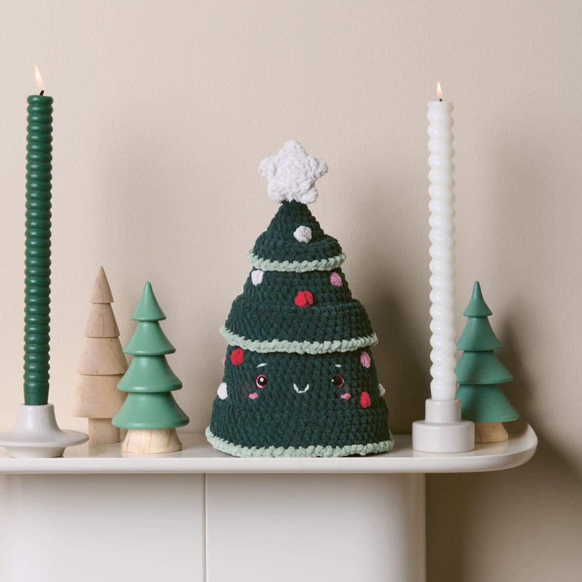 Beispielbild für Weihnachtsdeko aus Chenillegarn