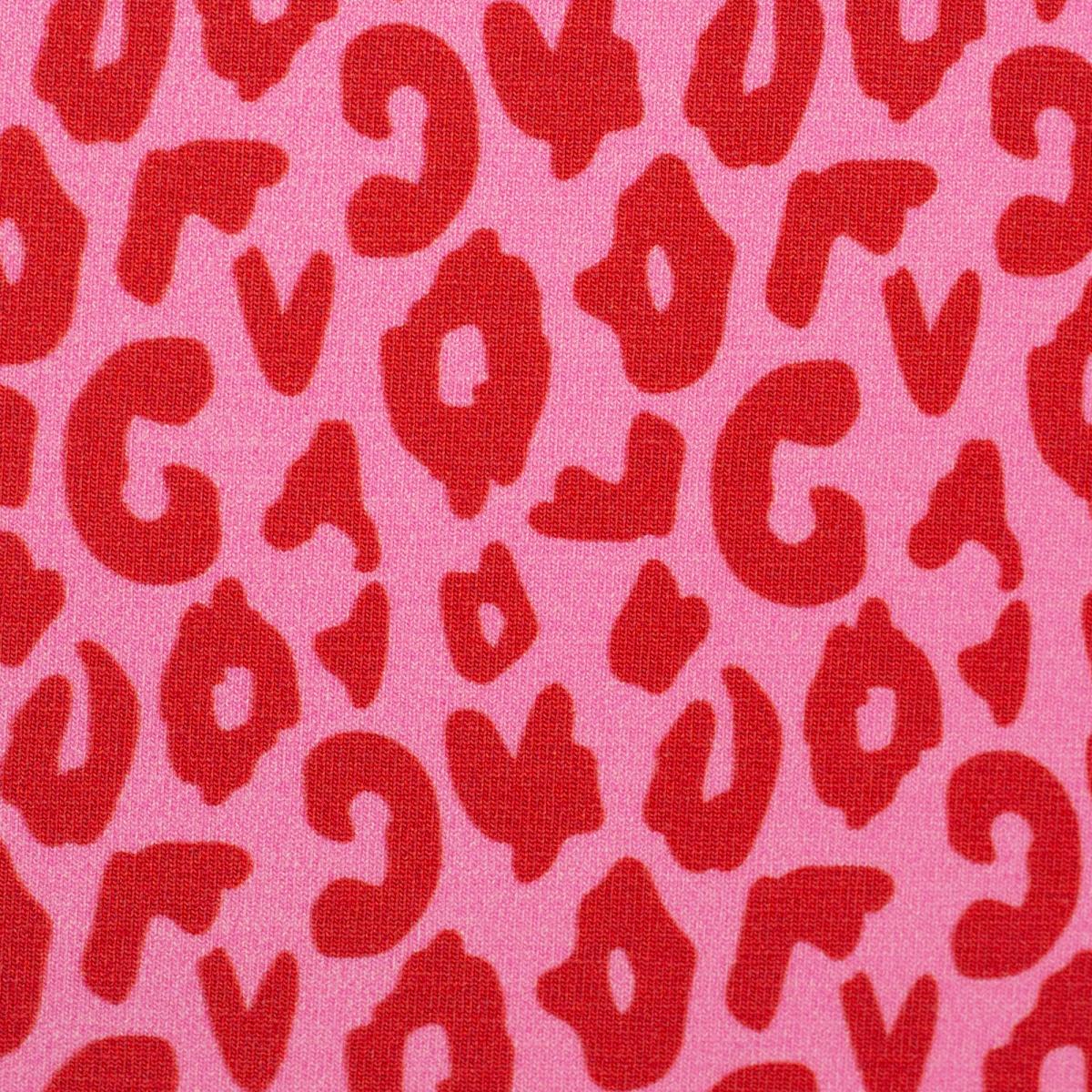 Leo Muster auf rosa Baumwolljersey Stoff – Designerstoff von Swafing Cherry Picking