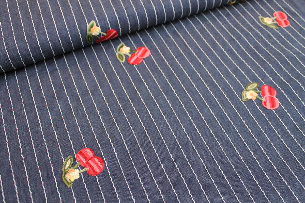 Bestickter Chambrai "Cherry"