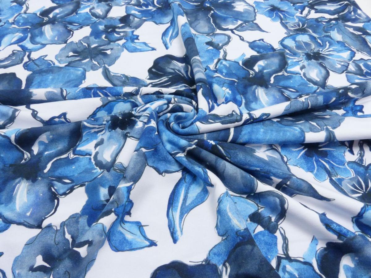 French Terry „Blue Flowers" blaue Blumen, watercolour